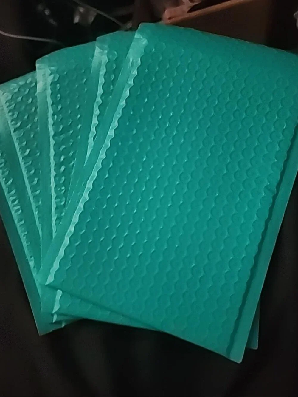 N/A teal bubble